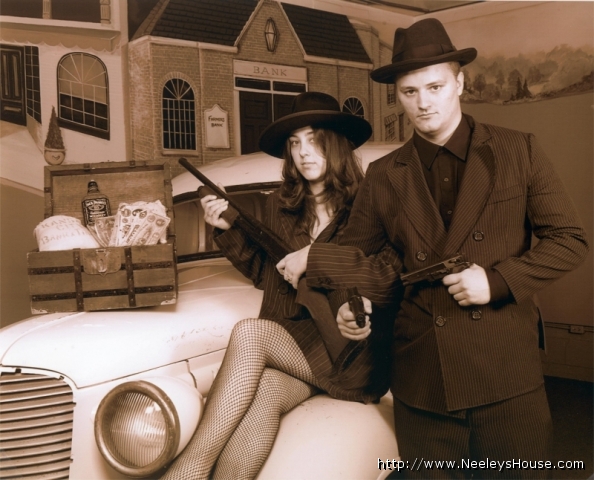 oc-oldtimephoto-05-gangsters.jpg